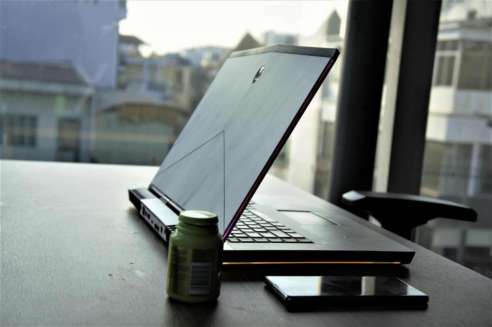Nhìn lại chiếc laptop oanh liệt một thời sinh viên - những kỷ niệm không thể nhạt phai