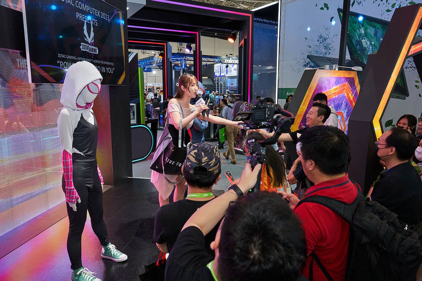 Computex 2023 mở màn hoành tráng với hơn 1000 thương hiệu cùng 30.000 người đăng ký tham quan