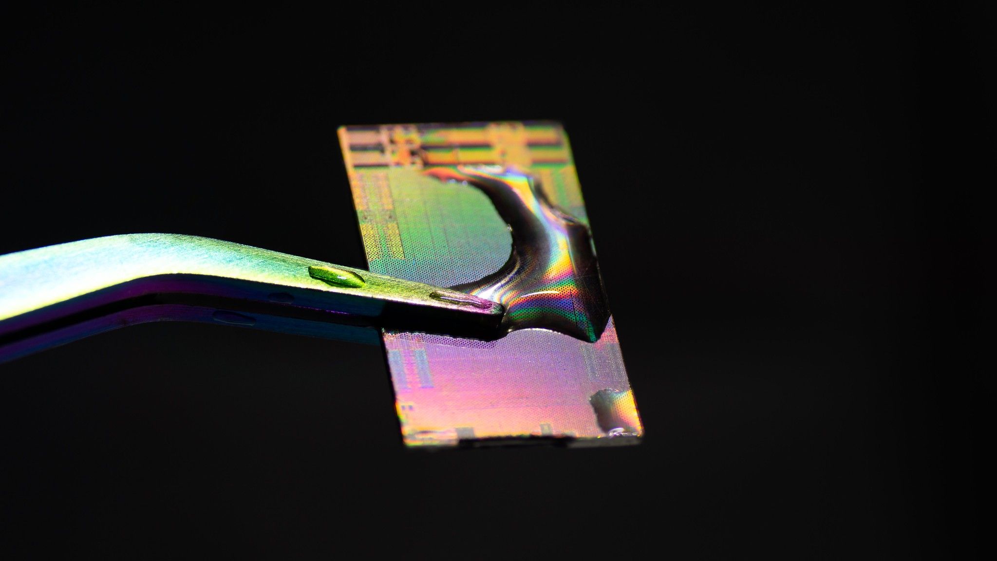 Mời các bạn cùng chiêm ngưỡng vẻ đẹp chip AMD Oberon – trái tim của PlayStation 5