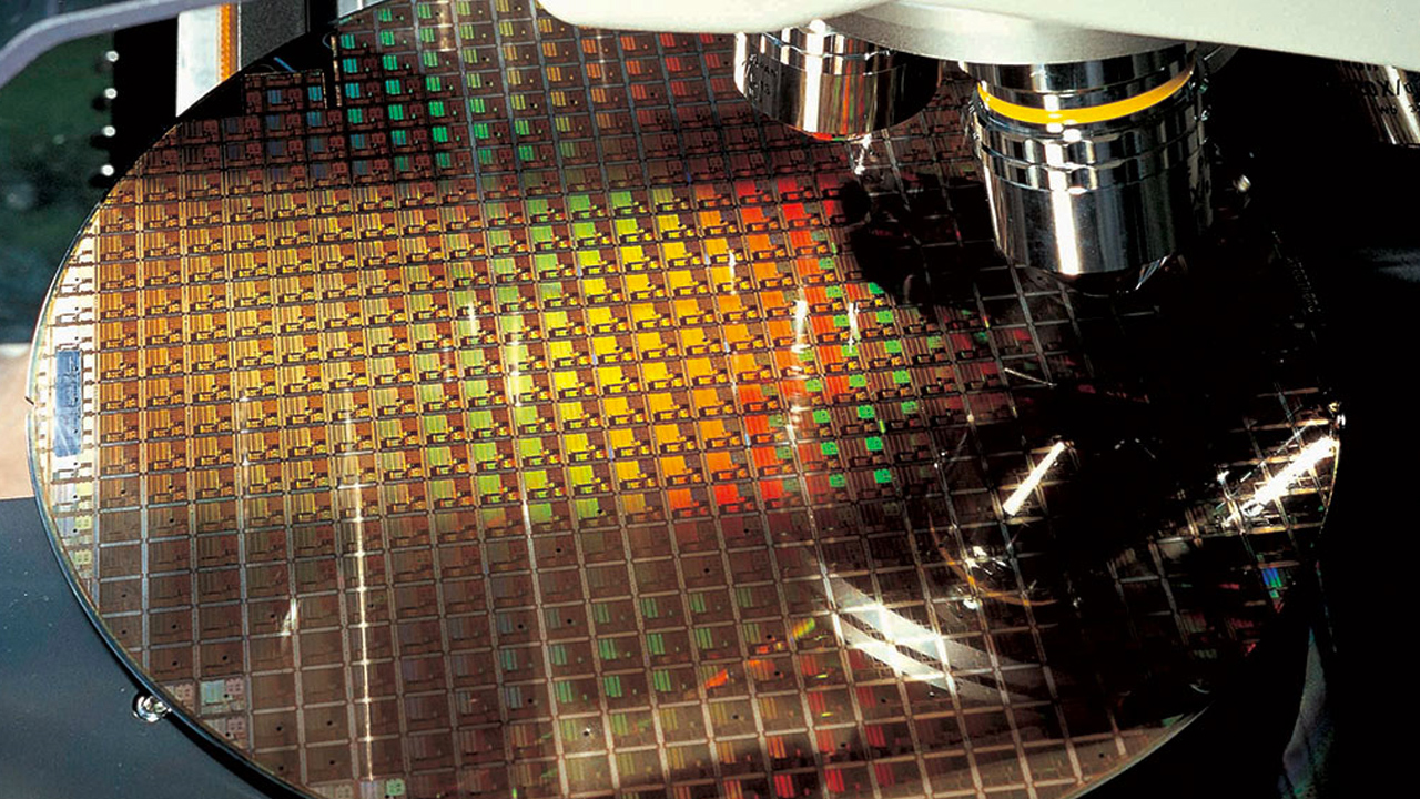 Đầu tư 3,1 tỷ đô, công ty Trung Quốc cũng có dây chuyền sản xuất chip 7 nm như TSMC và Samsung
