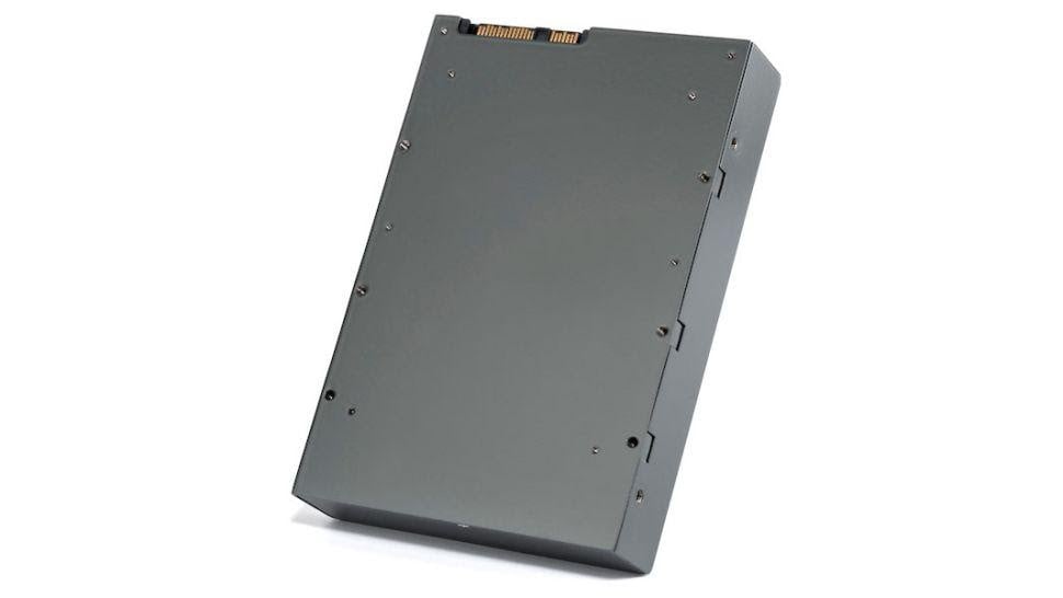 Xuất hiện ổ SSD ExaDrive dung lượng khủng bố 100 TB giá 40.000 đô, độ bền vô hạn