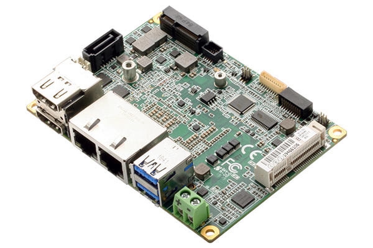 Xuất hiện bo mạch “nhỏ mà có võ” hỗ trợ CPU Intel Core i7 thế hệ thứ 8 và 16GB RAM DDR4