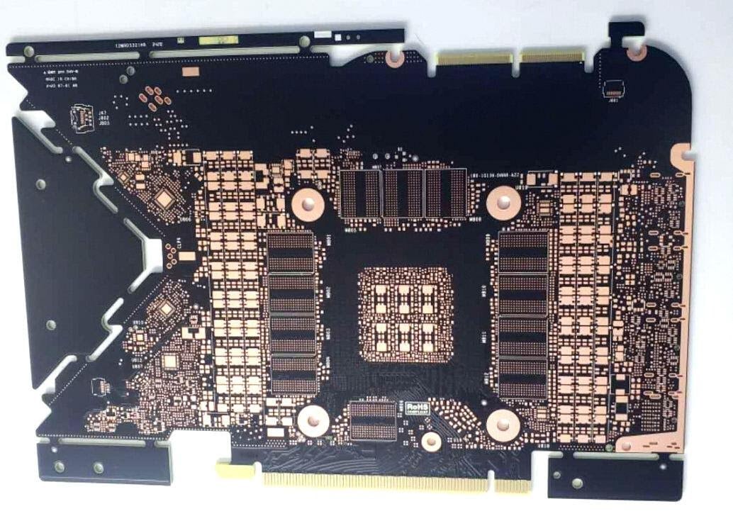 Lộ hình bảng mạch PCB của RTX 3090 với kích thước cực ngắn cùng dàn VRM 20-phase