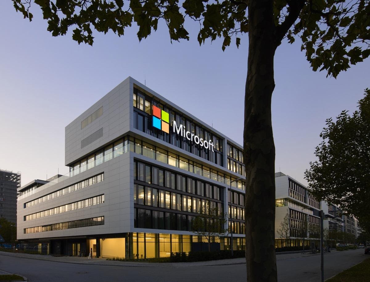 Microsoft khuyến khích nhân viên làm việc tại nhà vì có 2 ca dương tính với Coronavirus