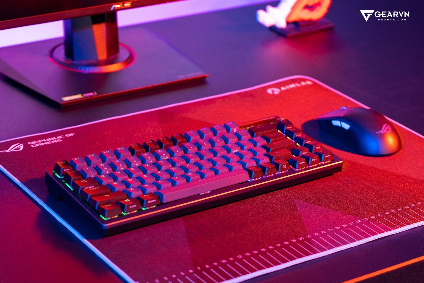 ROG Harpe Ace & ROG Hone Ace Aim Lab Edition – Combo chuột và mousepad giúp game thủ “vẩy súng” bách phát bách trúng