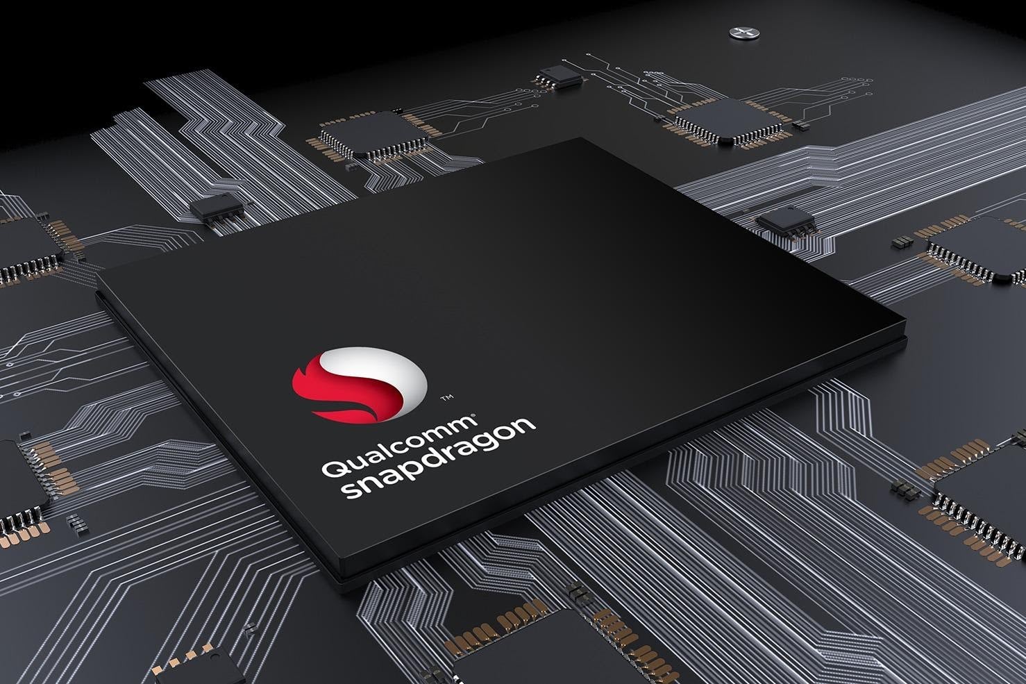 Nói không với Apple, Microsoft tiếp tục hỗ trợ Qualcomm phát triển chip ARM tối ưu cho Windows 10