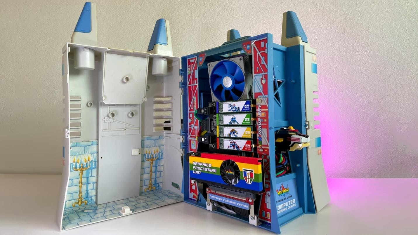 Không nỡ bán đi tuổi thơ, modder đầu tư 3 năm biến lâu đài vứt xó trên gác xếp thành dàn PC robot cực chất