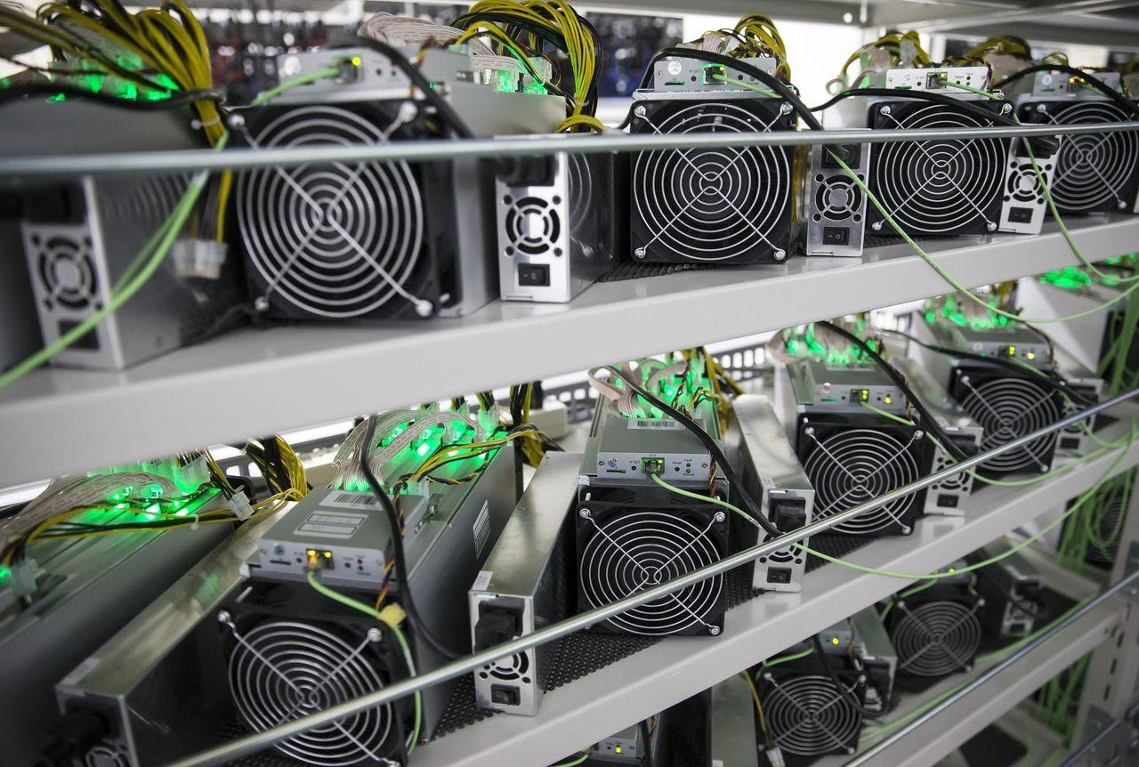 Hãng sản xuất máy đào coin chuyên dụng Bitmain ngừng bán vô thời hạn vì Trung Quốc triệt phá hàng loạt trại đào
