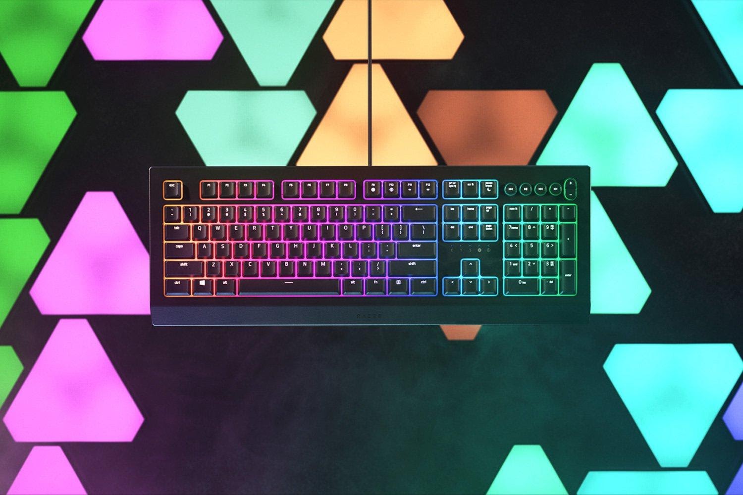 Razer ra mắt bàn phím gaming Cynosa V2 chống nước, LED RGB mỗi phím, giá 60 đô