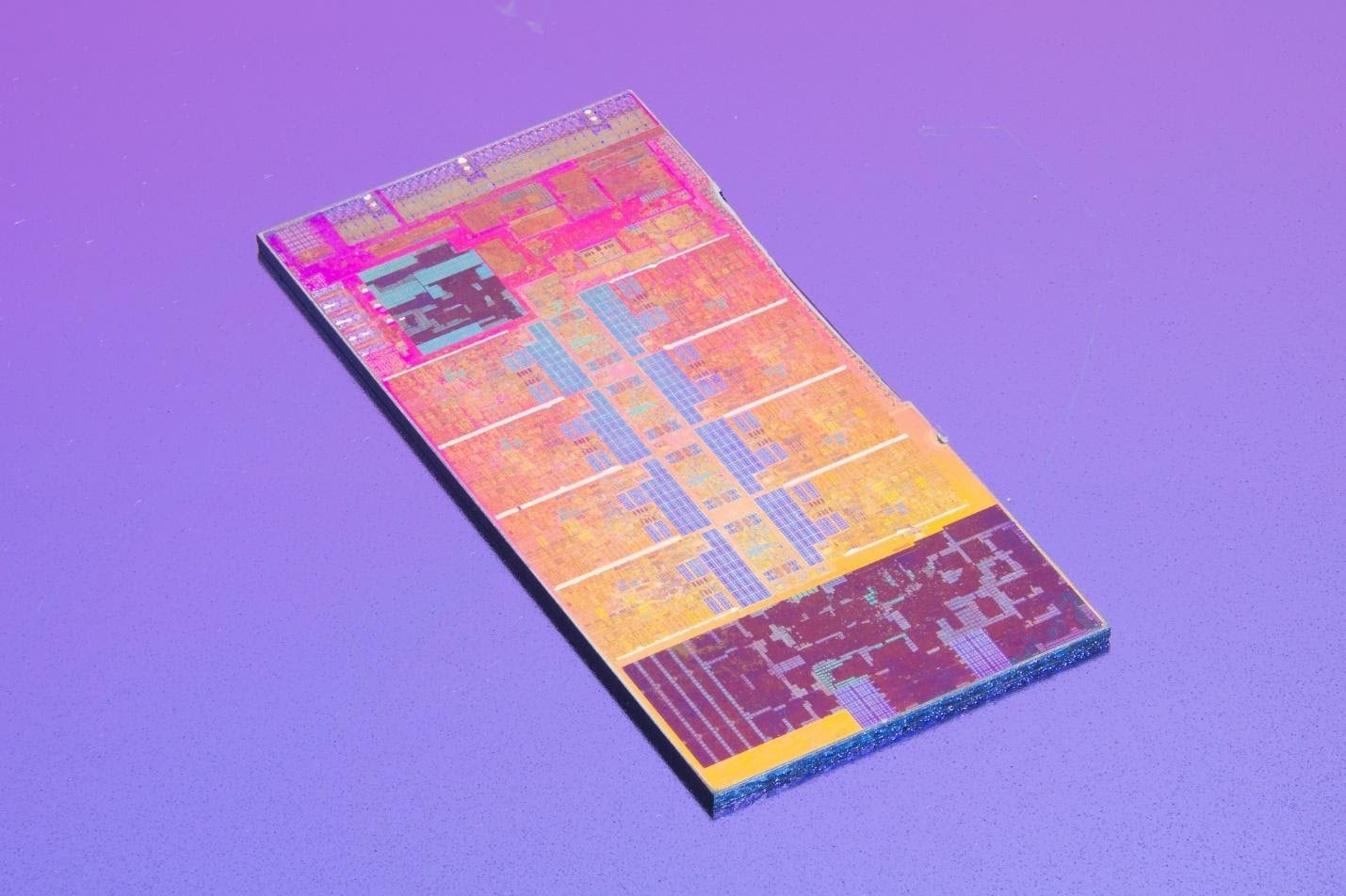 Sau khi “bốc cháy” vì mục đích khoa học, CPU Intel Core i5-11400 được chụp hình với độ phân giải lên đến 22758 x 14722