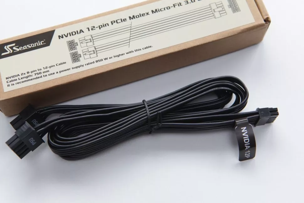 Lộ hình dây nguồn Seasonic 12-pin cho card đồ họa NVIDIA Ampere, khuyến cáo xài với PSU 850W