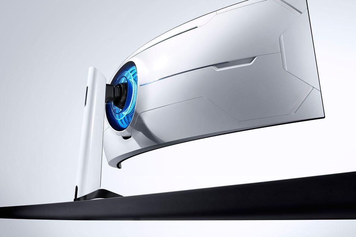 Samsung trình làng “quái vật” Odyssey G9: QLED 49”, cong 1000R, 5120x1440@240Hz, HDR1000, 1ms, FreeSync 2 & G-Sync Compatible