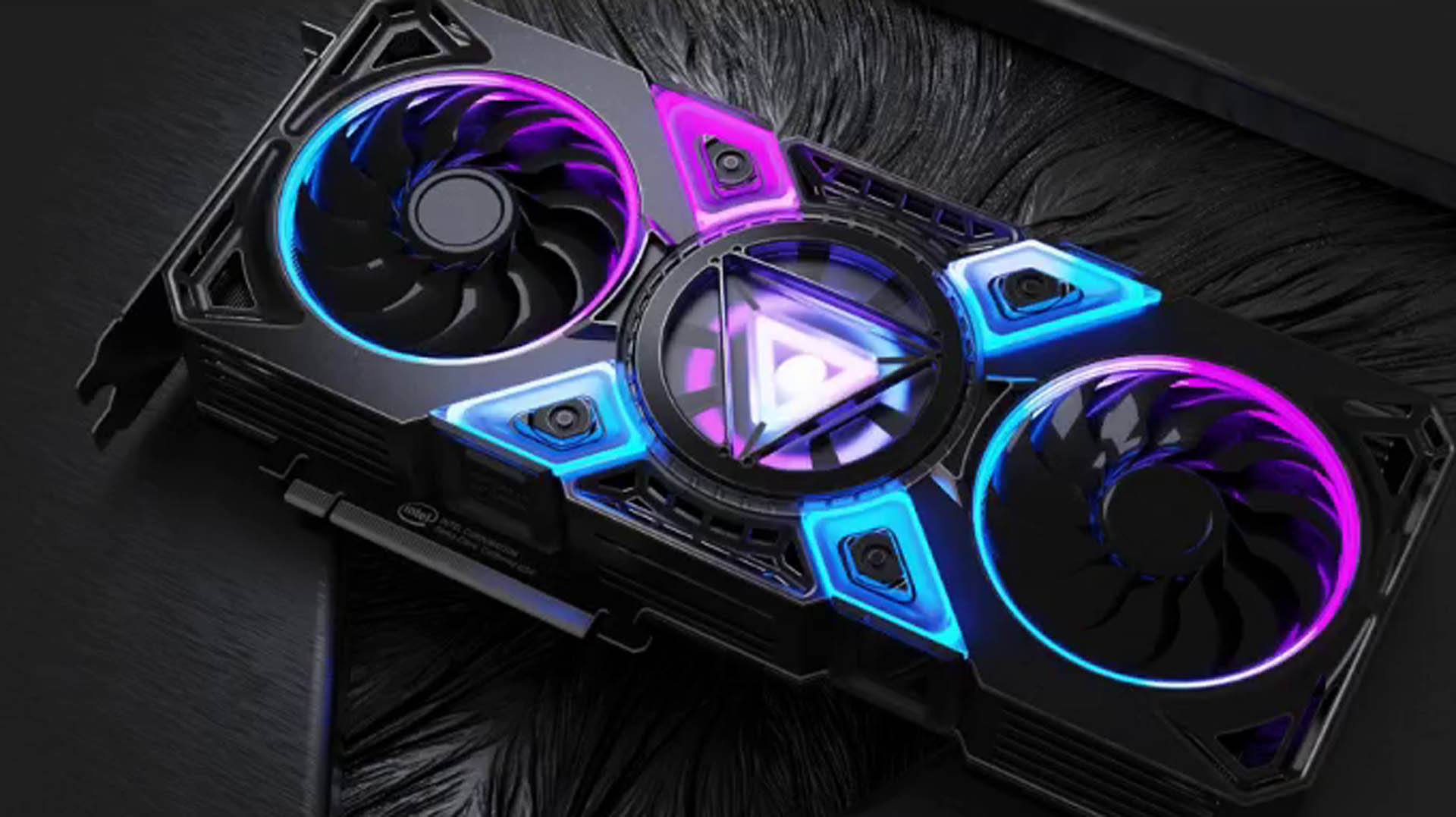Intel hé lộ GPU gaming Xe HP cao cấp chứa “hàng chục tỷ bóng bán dẫn”, có thể ngang cơ với NVIDIA Titan RTX