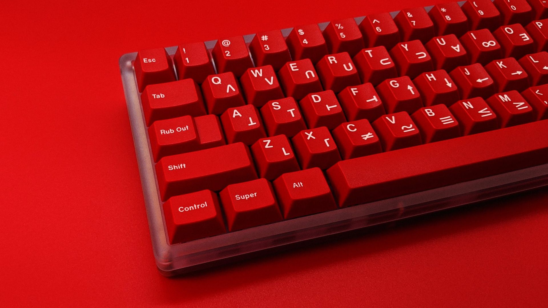 Keycap ABS khác keycap PBT thế nào và ảnh hưởng gì đến trải nghiệm của bạn?