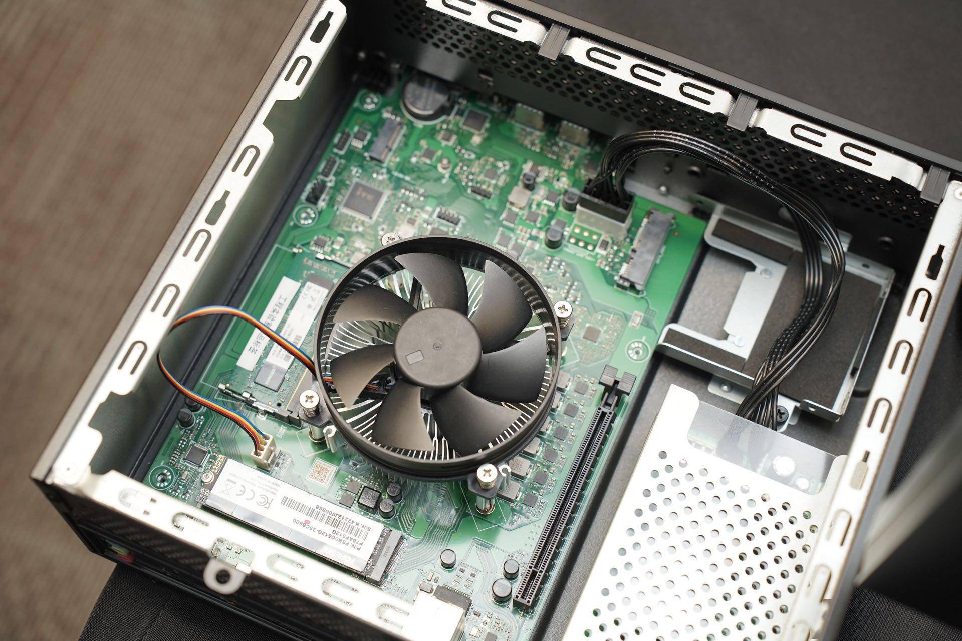 Intel trình làng “PC xanh”, sử dụng đến 90% chất liệu tái chế