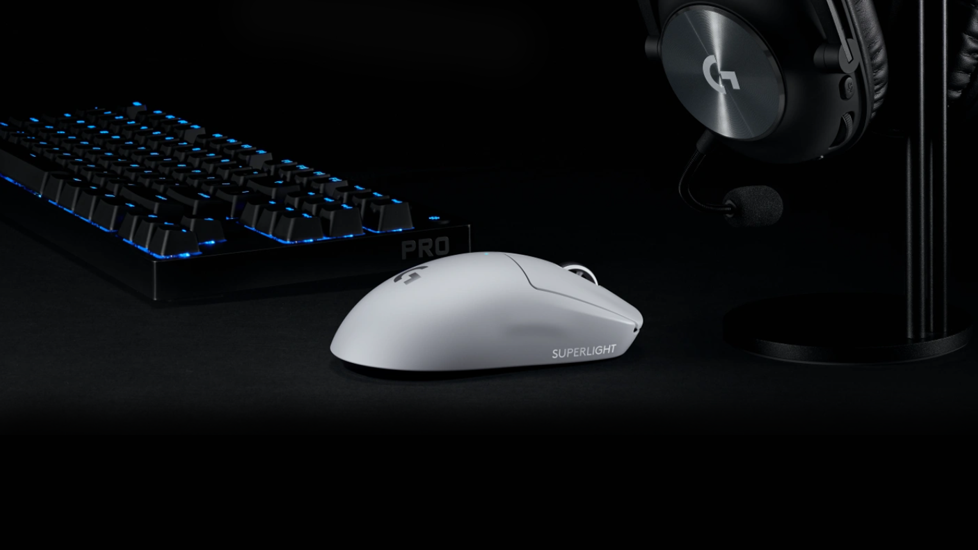 Logitech ra mắt siêu chuột gaming G Pro X Superlight nặng chưa đầy 63 gram