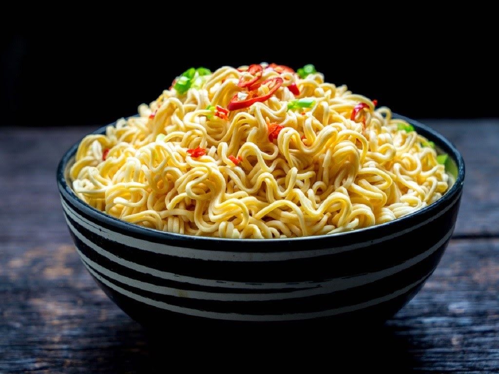 Vì sao mì gói lại xoăn?