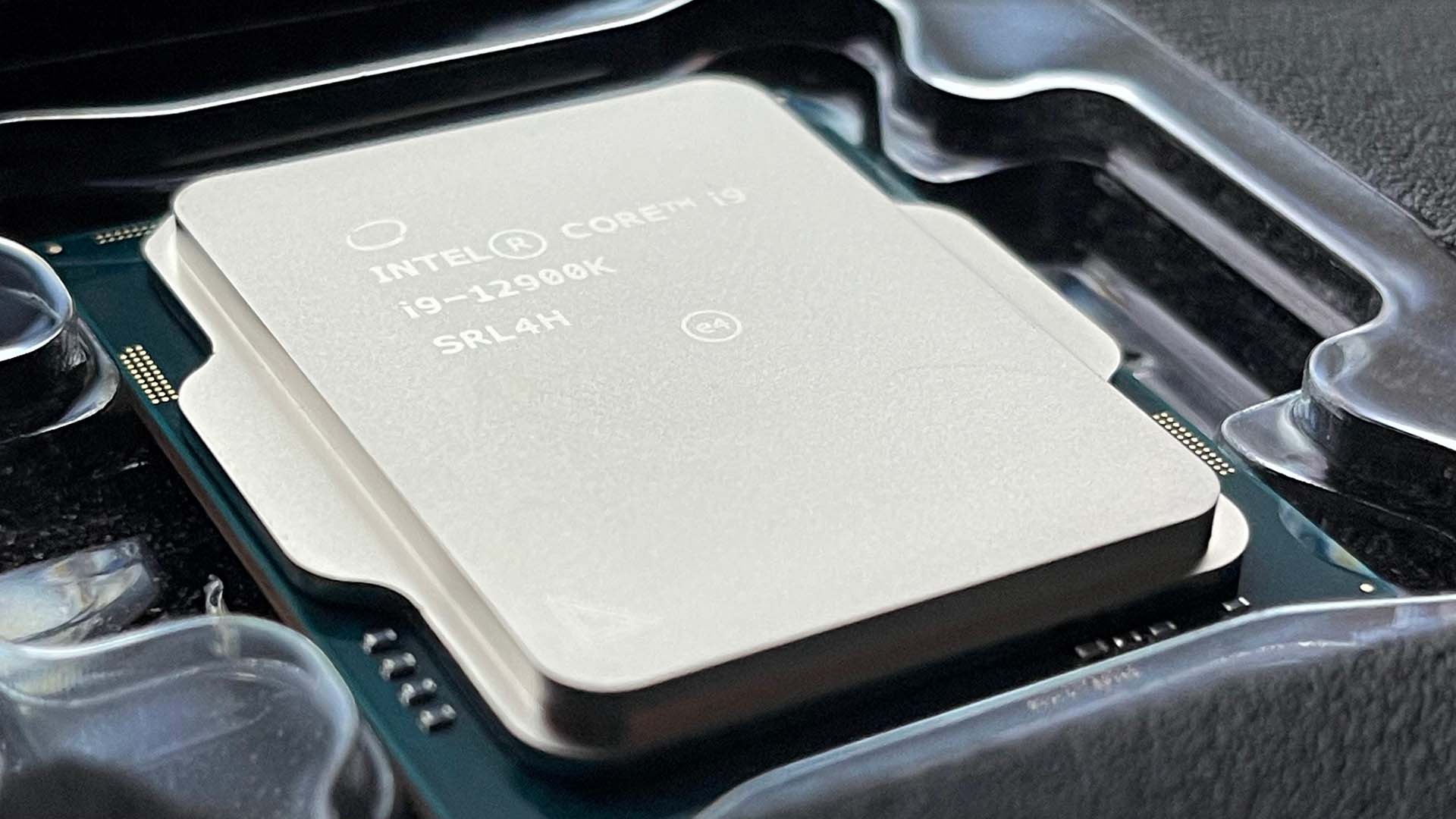 "Nhân tiết kiệm điện" của CPU Intel thế hệ 12 thật ra không dùng để... tiết kiệm điện!