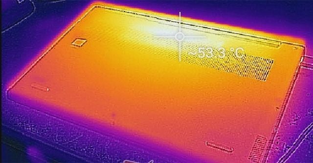 Tính năng Modern Standby của Microsoft không những “bòn rút” pin mà còn “nướng chín” laptop dù đang Sleep