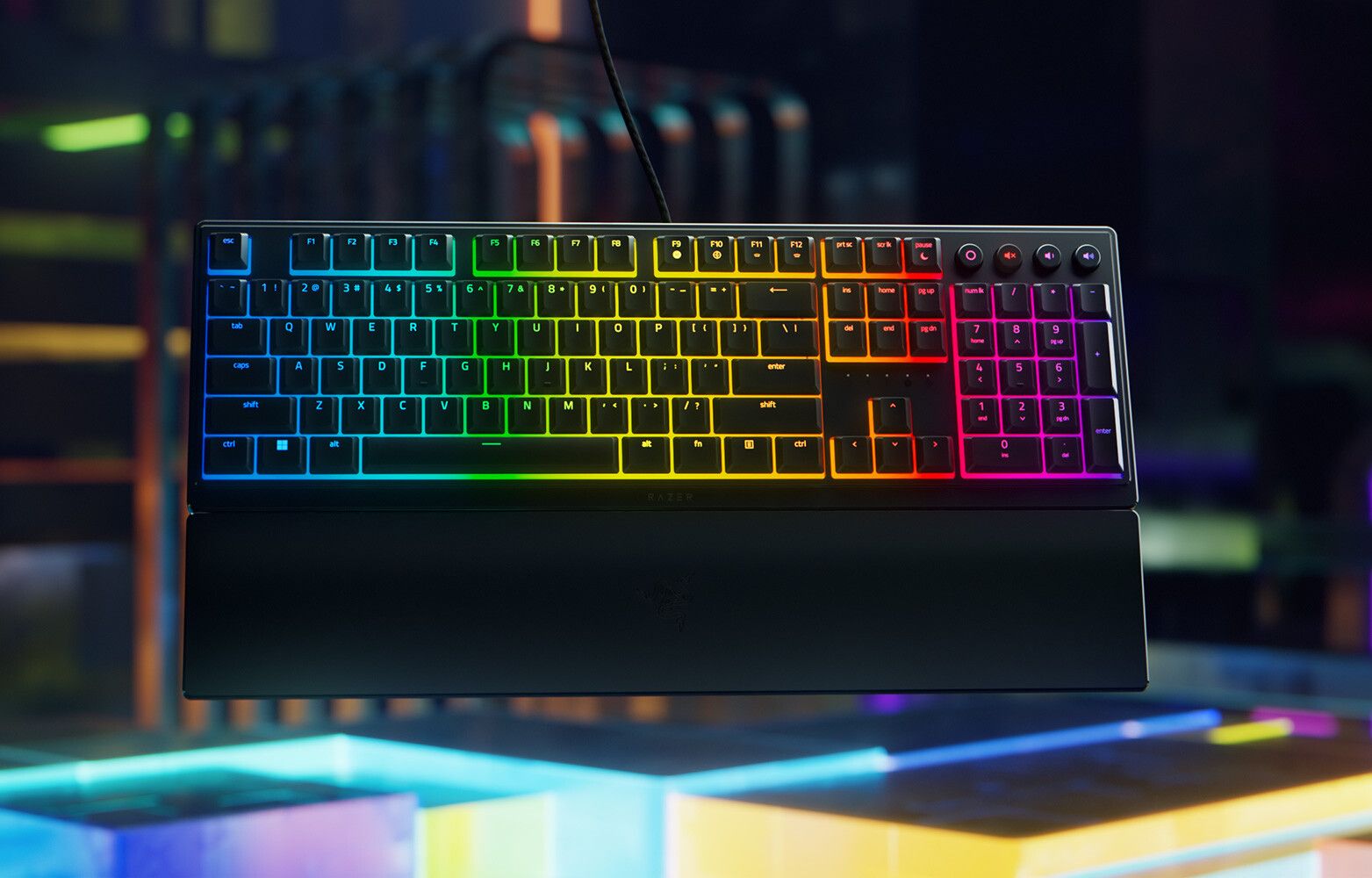 Razer ra mắt bàn phím bán cơ low-profile cao cấp Ornata V3 và V3X, giá từ 39,99 đô