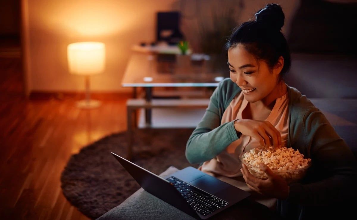 Có một sự thật là người Mỹ xem phim Mỹ cũng cần… bật phụ đề, và đây là lý do