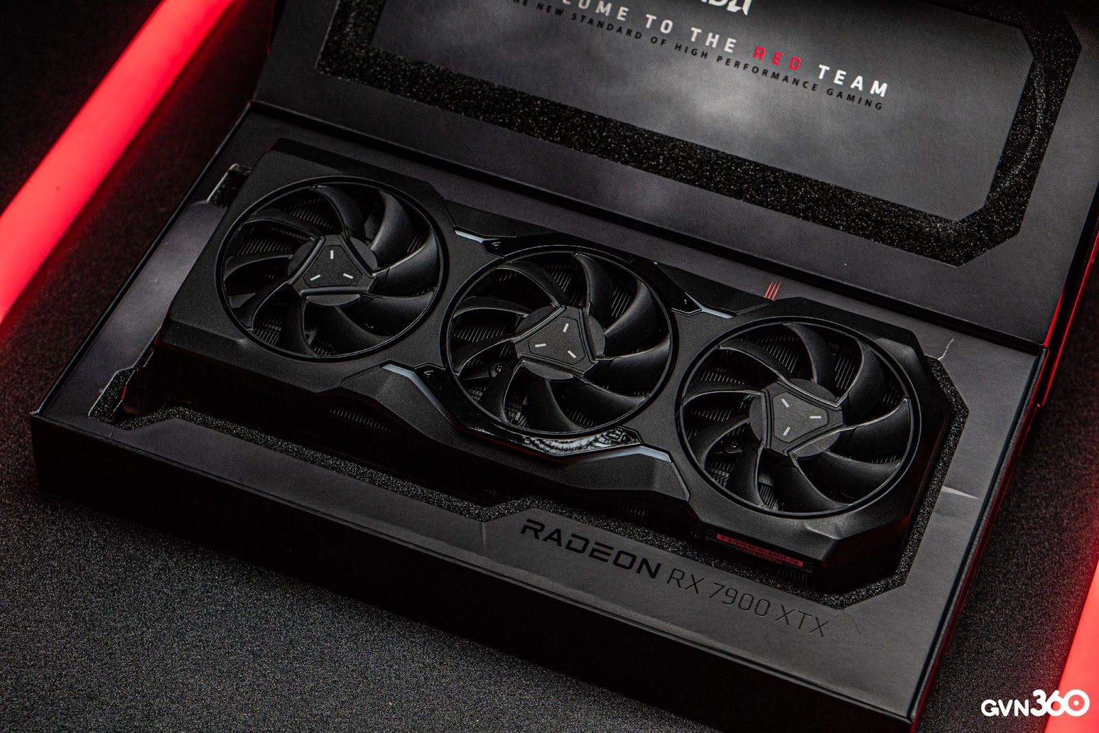 Radeon RX 7900 XTX – Chạm tới niềm kiêu hãnh của AMD với giá từ 33 triệu đồng