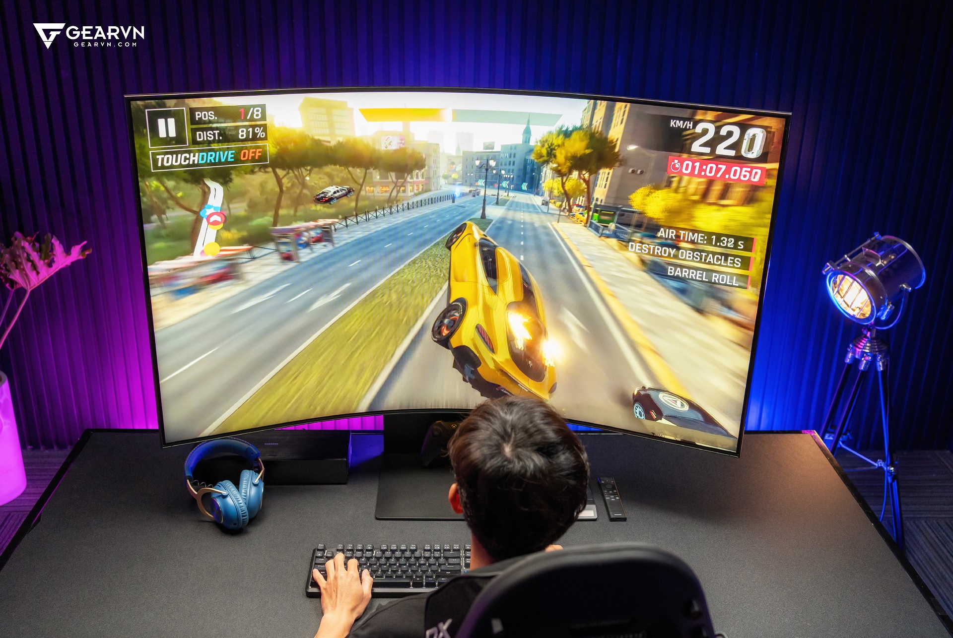 Đánh giá Samsung Odyssey Ark: Rạp chiếu phim tại gia kiêm màn hình gaming, giá hơn 75 triệu