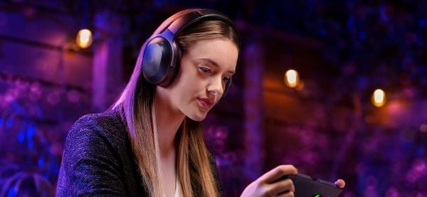 Top 5 tai nghe Bluetooth giá rẻ cho học sinh, sinh viên dịp Back to School 2025