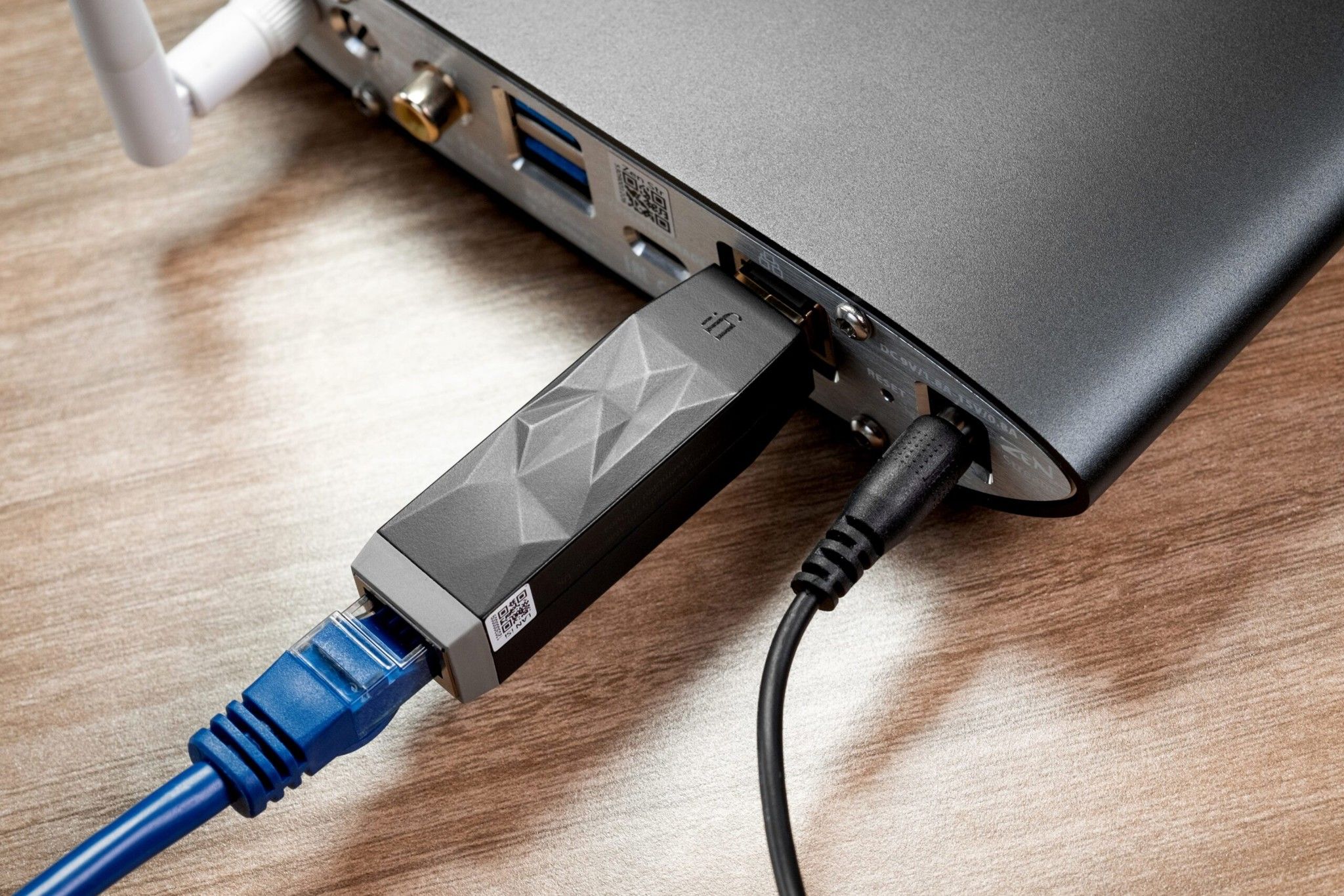 Xuất hiện dongle LAN iSilencer Audiophile Ethernet giúp mạng của bạn “yên lặng” hơn chỉ với 100 đô