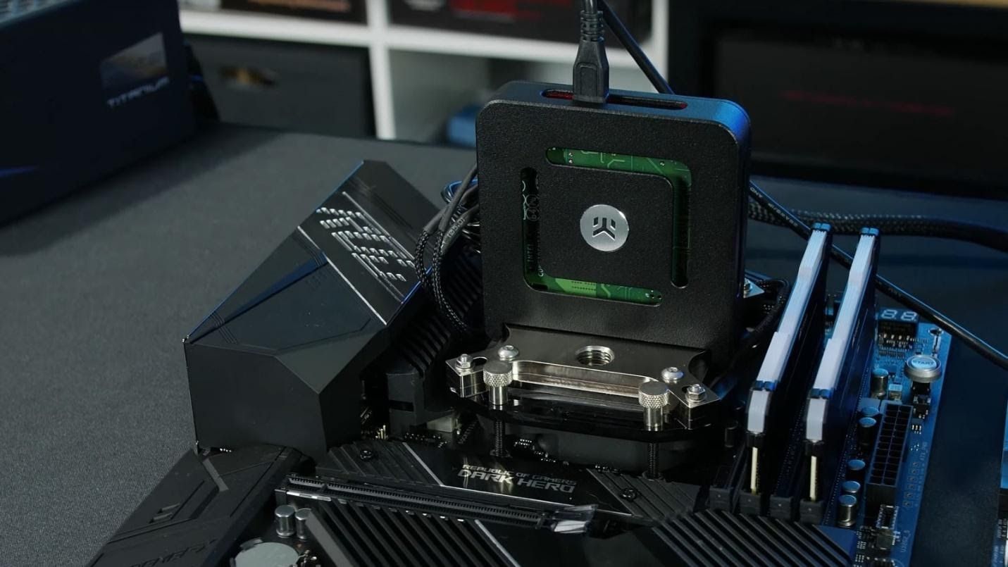 Overclocker Der8auer dùng tản nhiệt điện Intel làm mát… CPU AMD Ryzen 9 5950X còn 2oC với xung nhịp 5,3 GHz