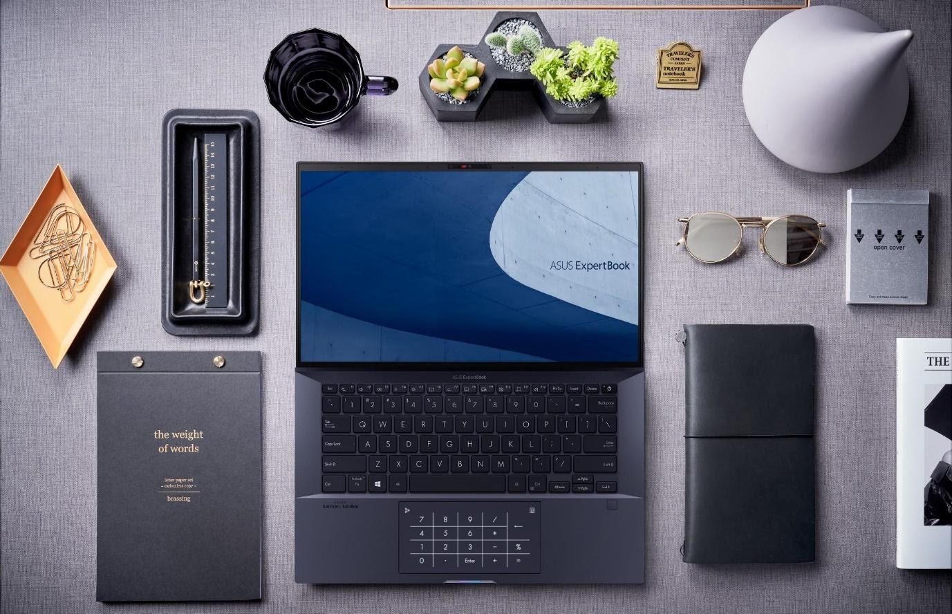 ASUS ra mắt laptop ExpertBook B9, ExpertBook P2, Expertbook P1410/1510 với thiết kế trang nhã và bảo mật tối đa