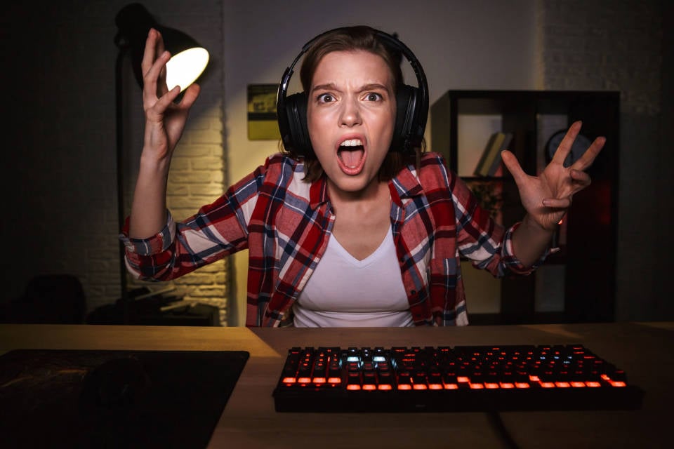 Top 10 điều mà game thủ chỉ cần nghĩ đến thôi là đã thấy tức