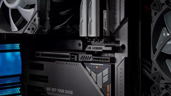 Cổng nguồn mới HPCE sẽ giúp đi dây gọn gàng hơn và có khả năng cấp hơn 600W