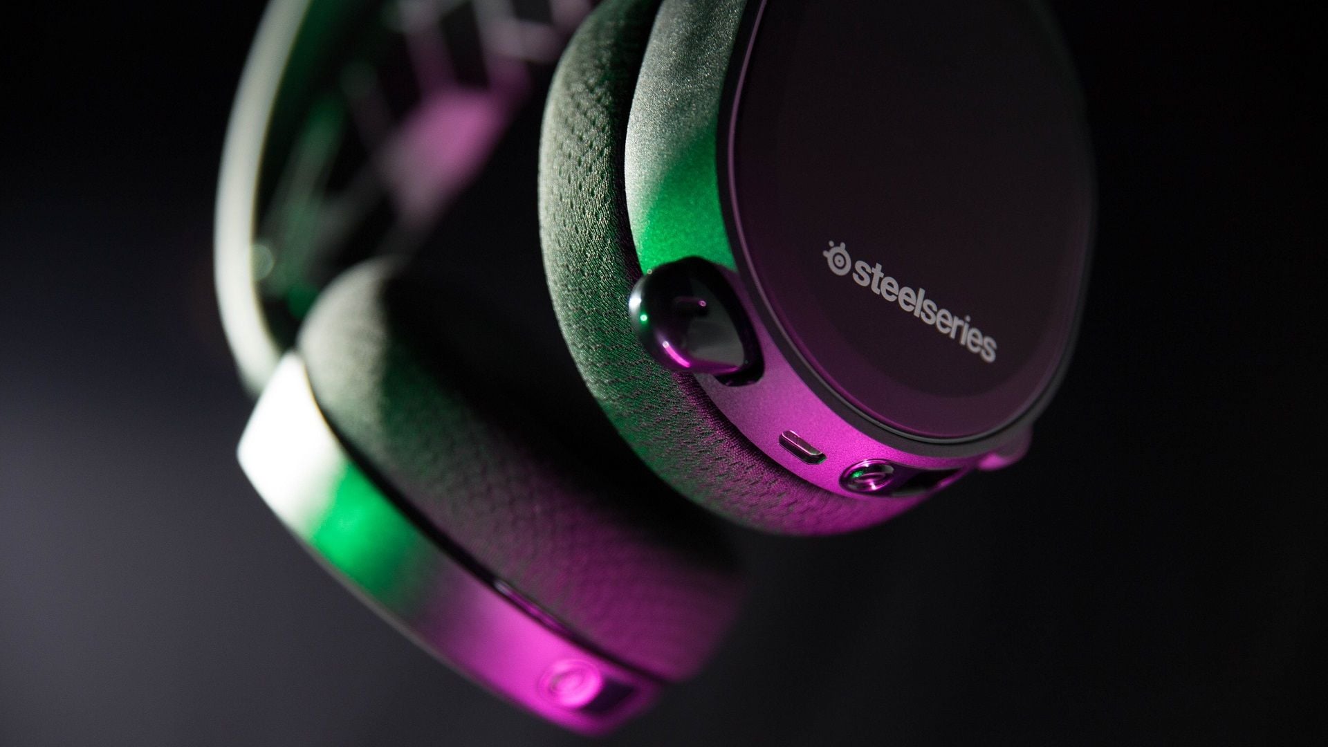 Top 5 tai nghe gaming “đắt xắt ra miếng” trong năm 2019