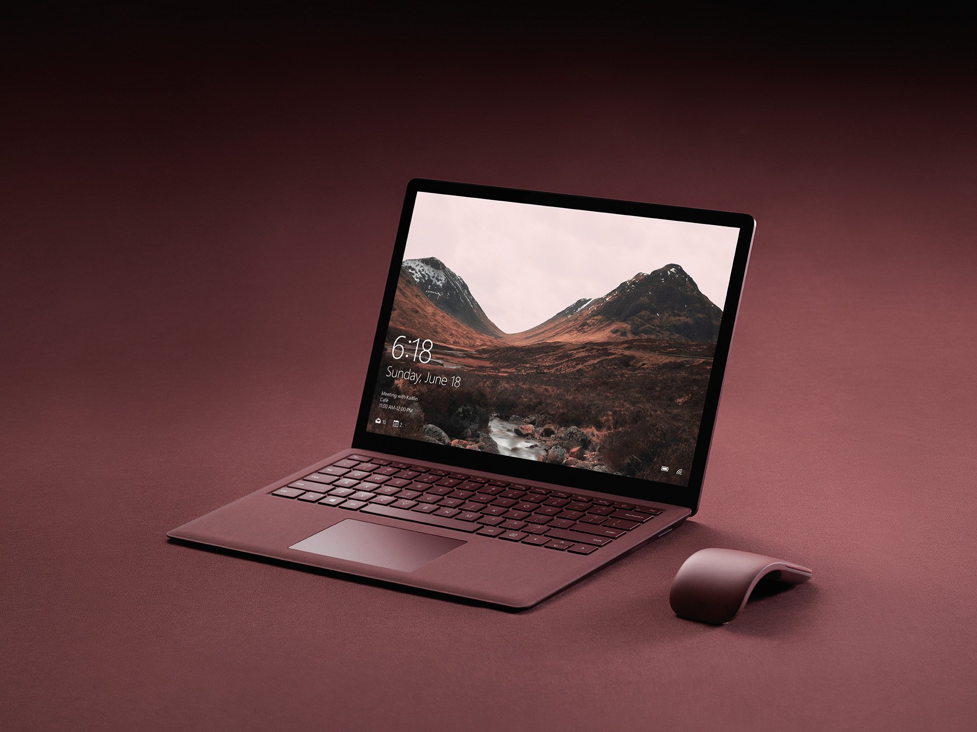 Microsoft có thể ra mắt phiên bản 15 inch của Surface laptop 3