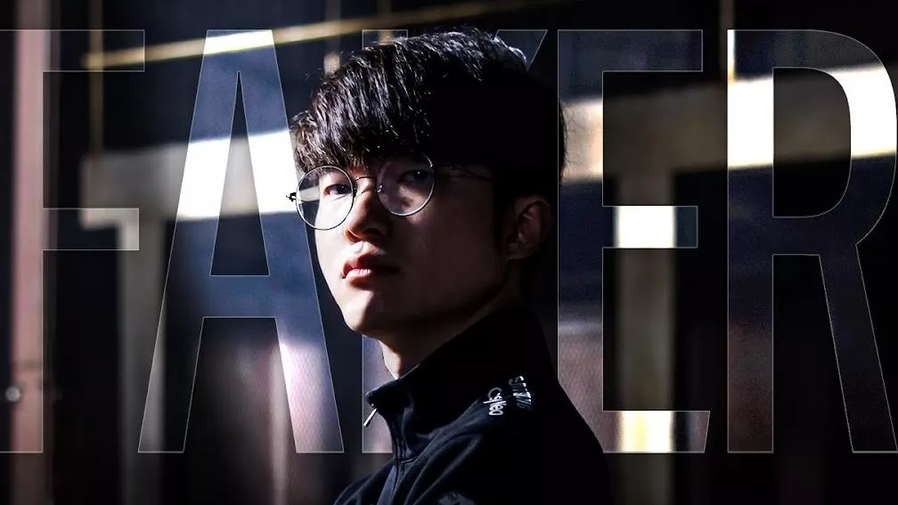 Đập tan nghi ngờ suốt nhiều tháng qua, "Quỷ Vương" Faker sẽ đồng hành cùng T1 thêm 3 năm nữa