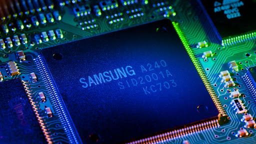 Samsung sản xuất hàng loạt DRAM 16Gb LPDDR5, chép 51,2 GB dữ liệu chỉ trong 1 giây