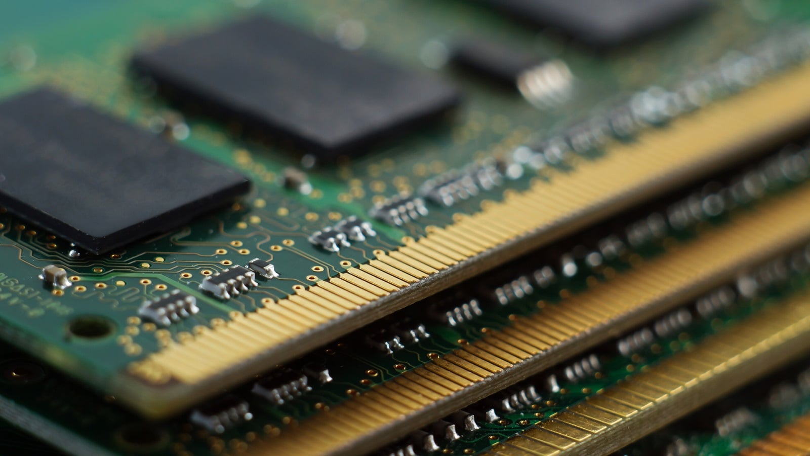 Samsung, SK Hynix và Micron lại bị tố thao túng giá RAM