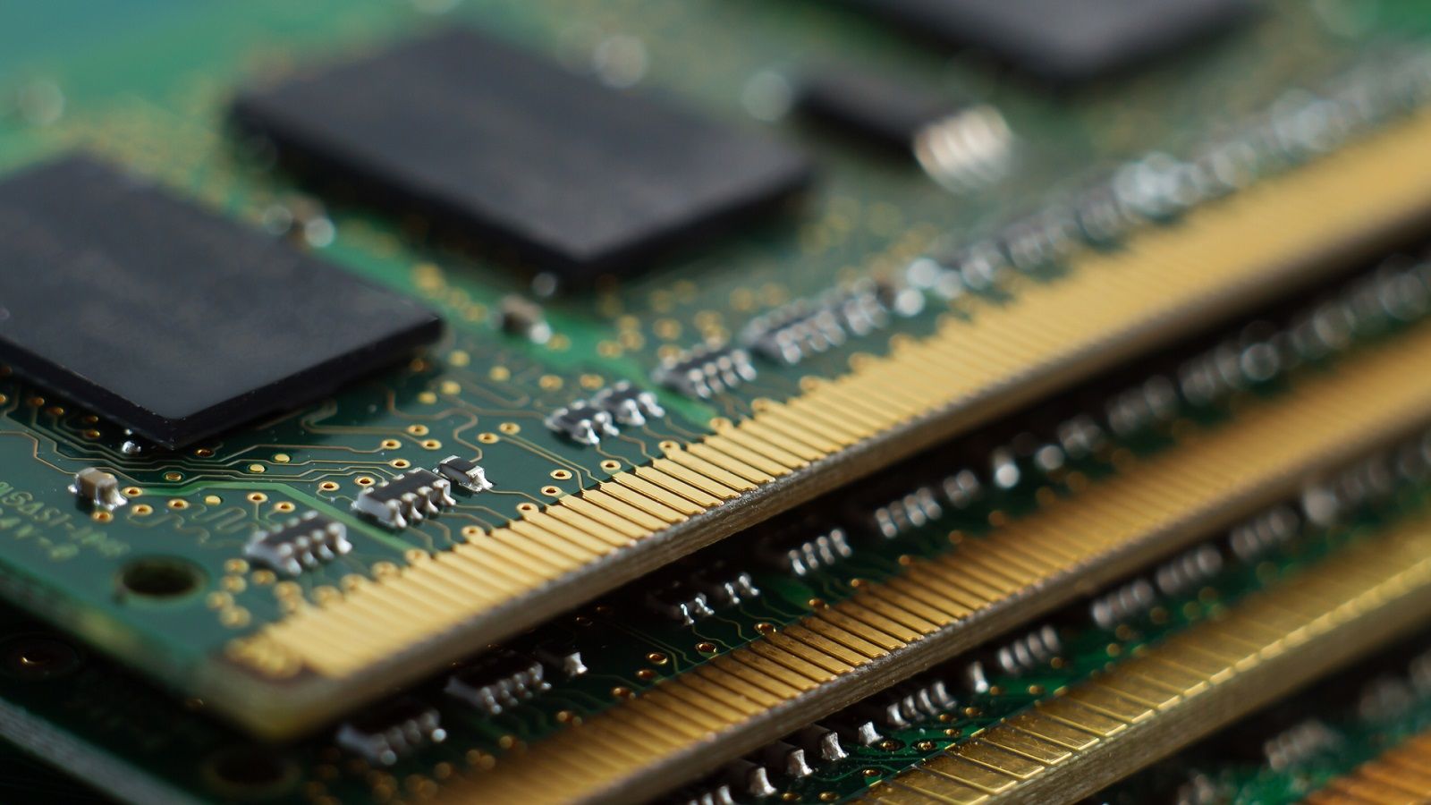 Samsung, SK Hynix và Micron lại bị tố thao túng giá RAM