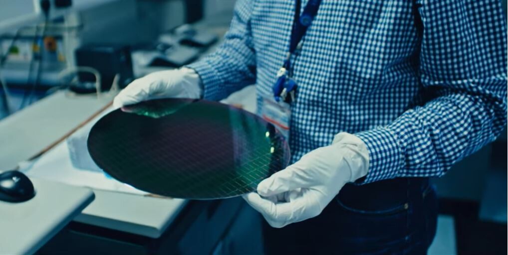 Dù nâng gấp đôi sản lượng trong 3 năm qua, Intel vẫn chưa đáp ứng đủ nhu cầu của thị trường
