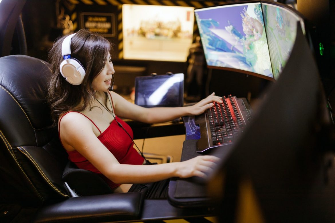 Từng chiến game 12 tiếng mỗi ngày, giờ dù có rảnh mình cũng không chơi vậy nữa