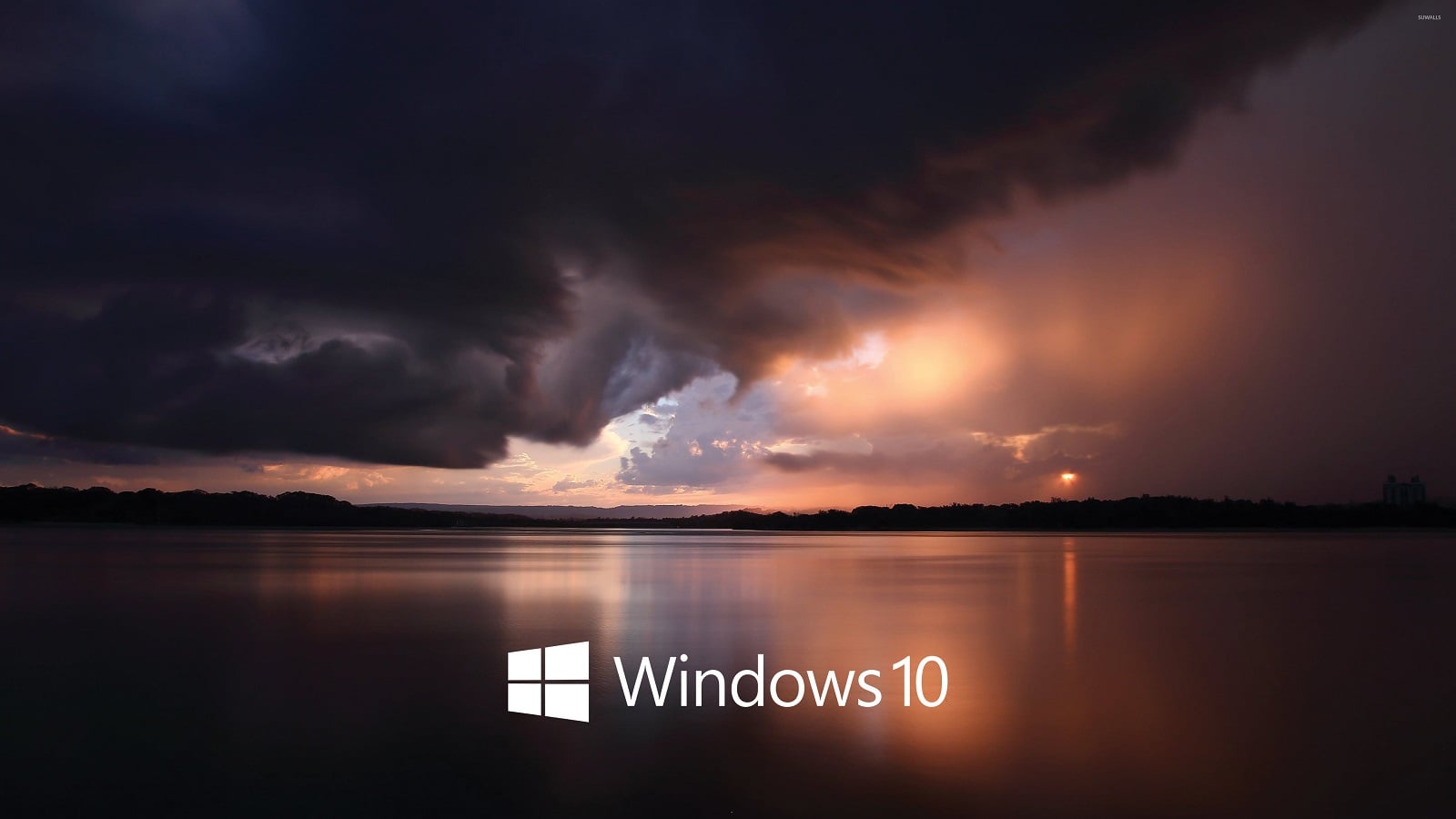 Vì Windows 7 sắp sửa “xuống lỗ”, người dùng trung thành đành phải “dời đô” sang Windows 10