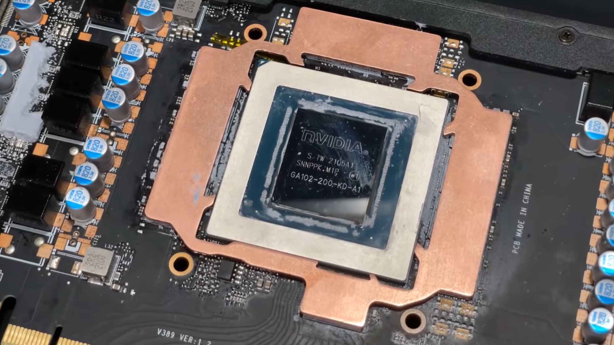 Modder khéo tay lắp tấm đồng giúp VRAM của RTX 3080 giảm tới 25 độ C