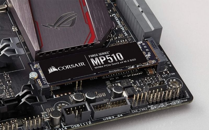 SSD M.2 chỉ là chuẩn kết nối và kích thước, tốc độ phụ thuộc giao thức SATA hoặc NVMe