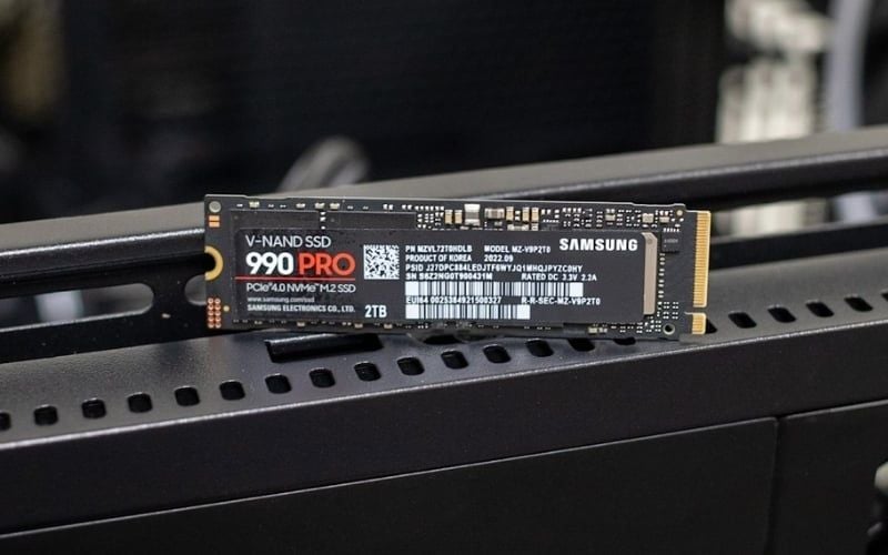 Trước khi chọn SSD M.2, hãy kiểm tra khe M.2, chuẩn PCIe, dung lượng và giải pháp tản nhiệt phù hợp