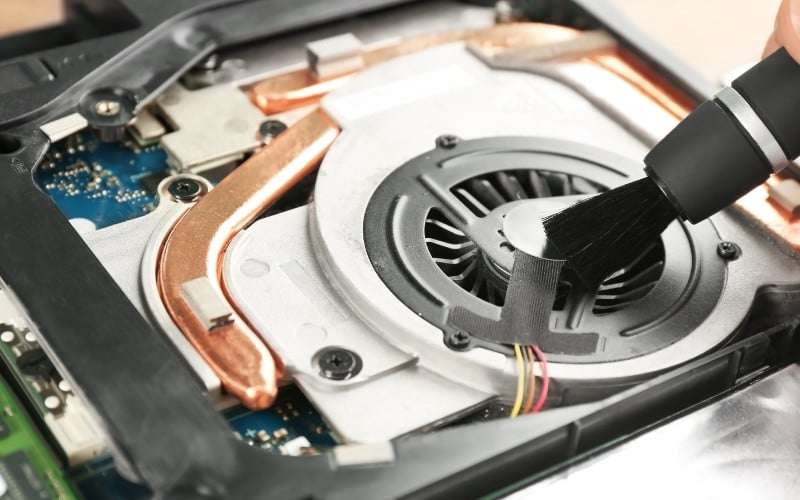 Vệ sinh chuyên nghiệp sẽ làm sạch toàn diện cả bên trong và bên ngoài