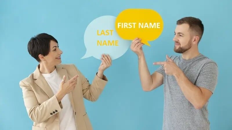 First Name là gì