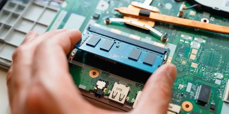 Nâng cấp RAM giúp giảm giật lag và cải thiện trải nghiệm đa nhiệm mượt mà