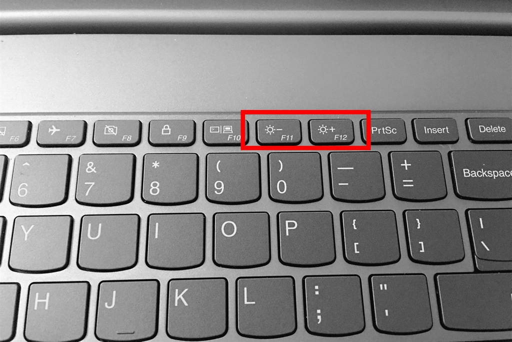 GEARVN - Chỉnh độ sáng màn hình PC bằng phím tắt trên bàn phím