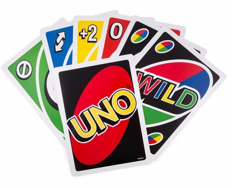 GEARVN - Chức năng của những lá bài trong Uno